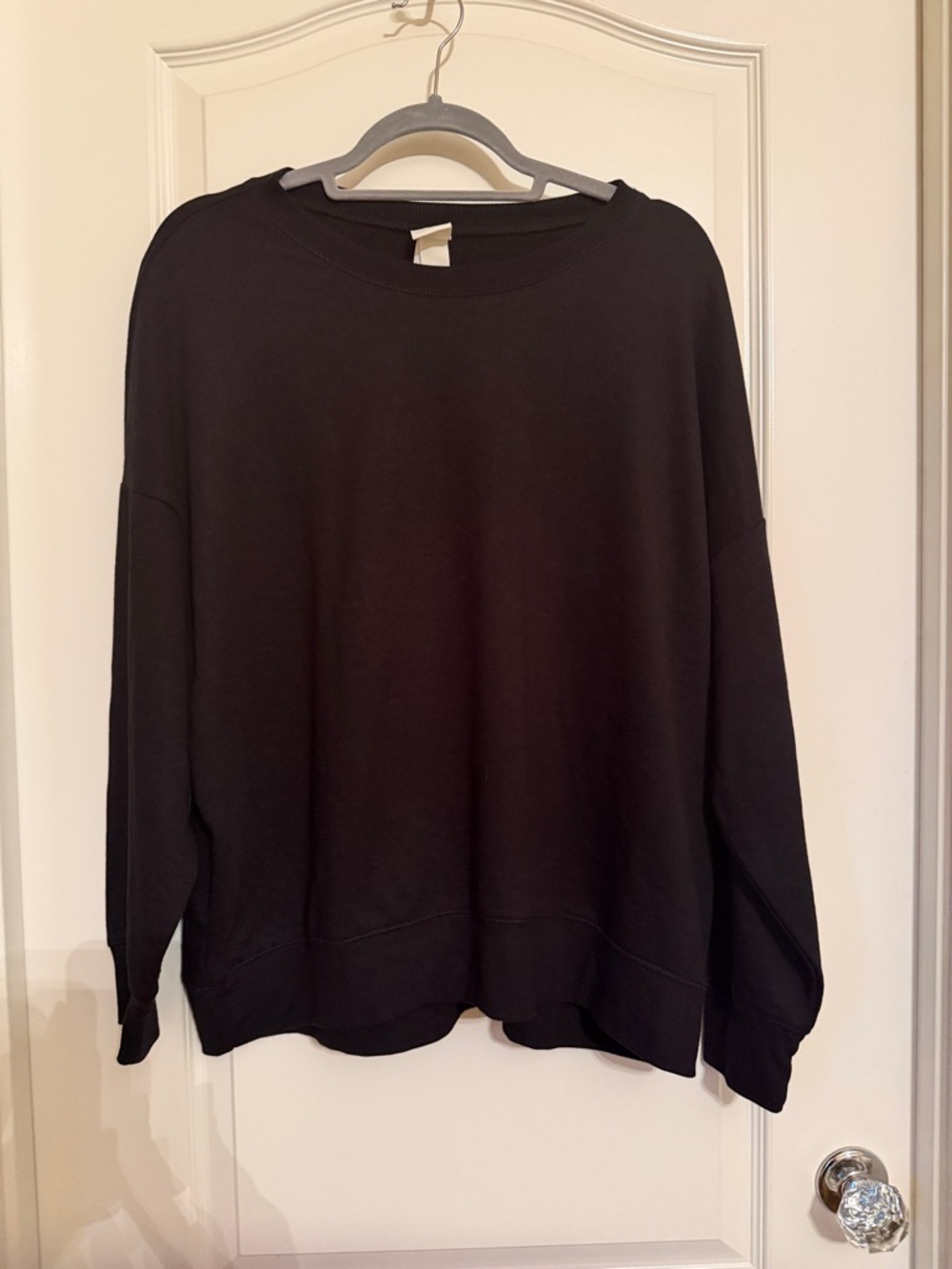 H&M Black Oversized Crewneck Sweatshirt
